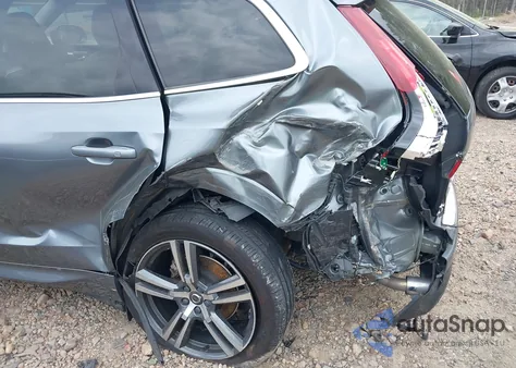 2020 Volvo Xc60 T5 Momentum from USA, damaged, VIN YV4102DK2L1589947